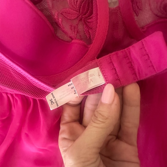 Pink Lingerie - Picture 5 of 5